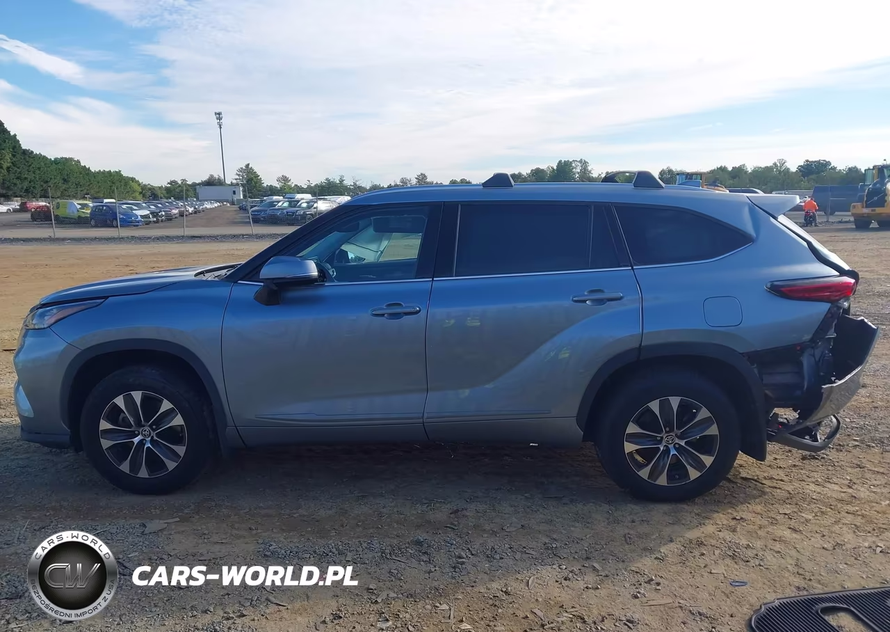 2020 Toyota Highlander Xle VIN:5TDGZRBH9LS009616 - 15