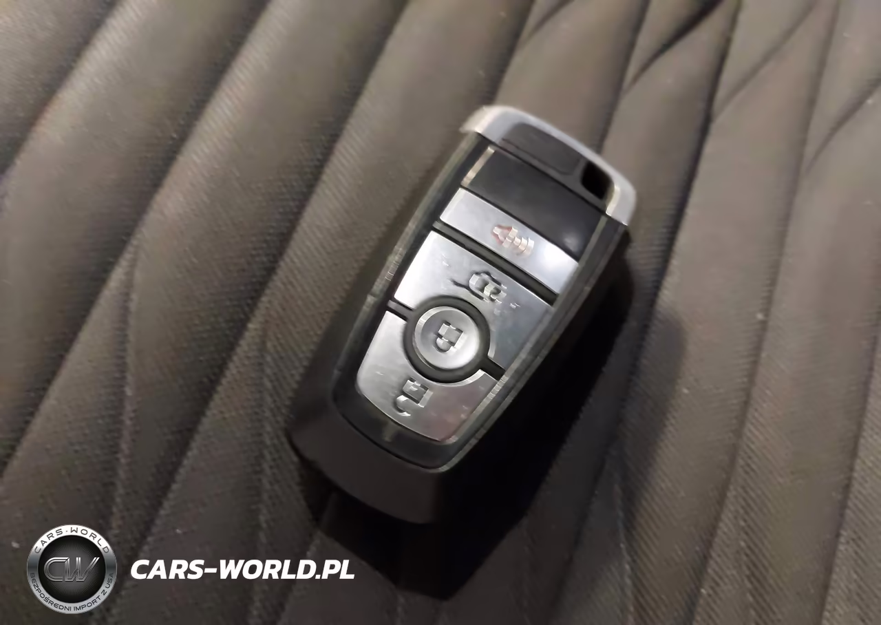 2020 Ford Explorer Xlt VIN:1FMSK8DH6LGB27750 - 11