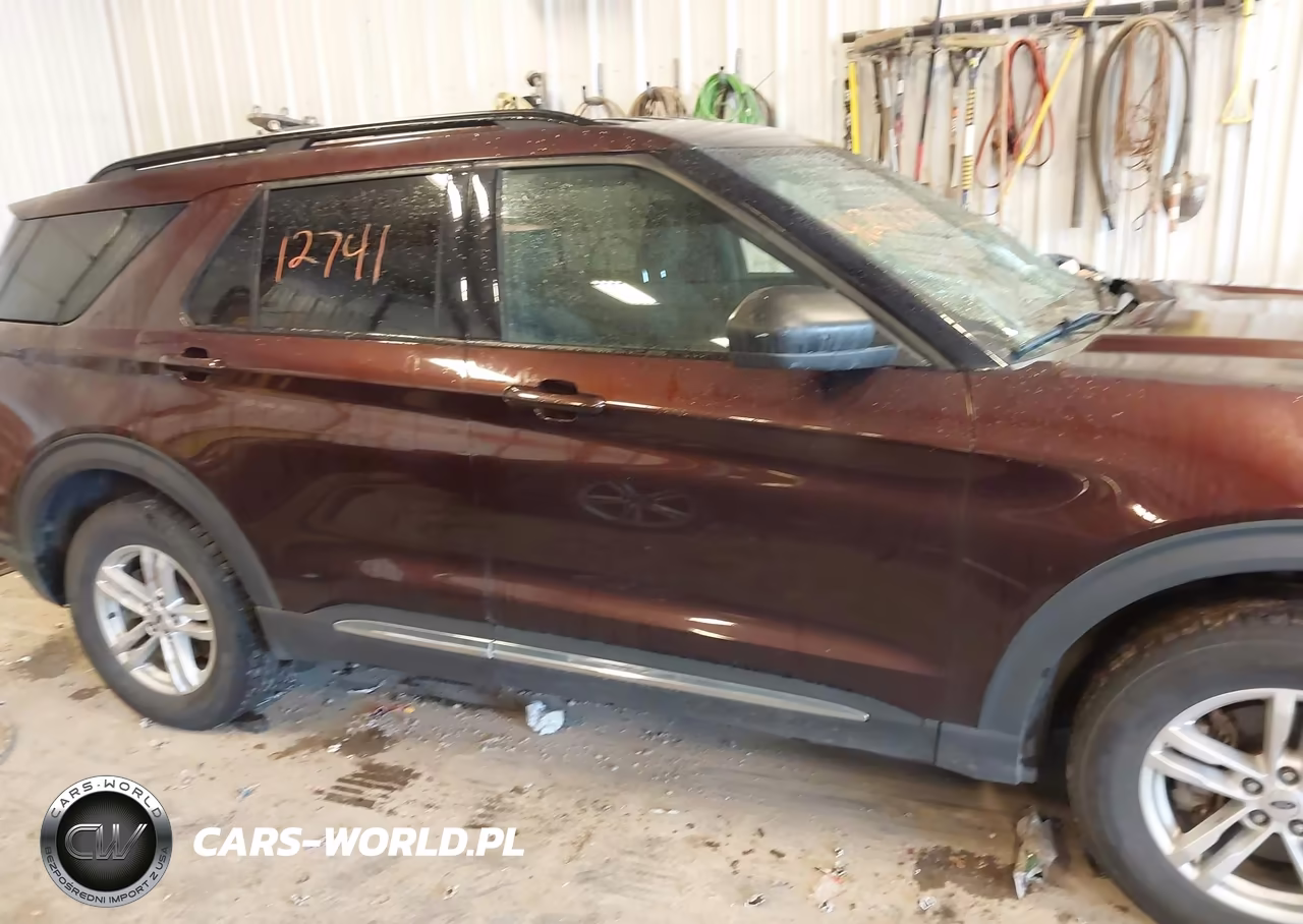2020 Ford Explorer Xlt VIN:1FMSK8DH6LGB27750 - 13