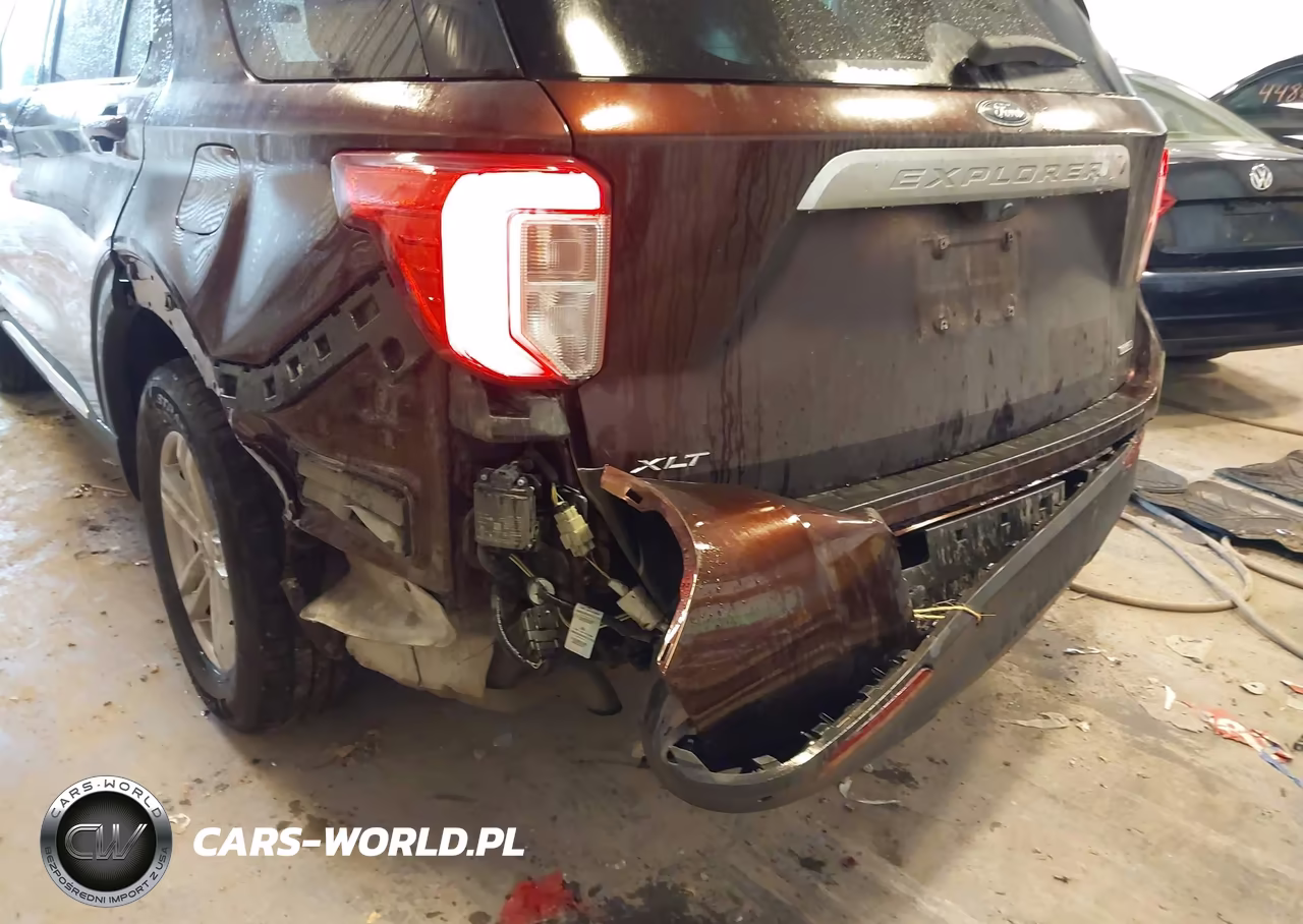 2020 Ford Explorer Xlt VIN:1FMSK8DH6LGB27750 - 18