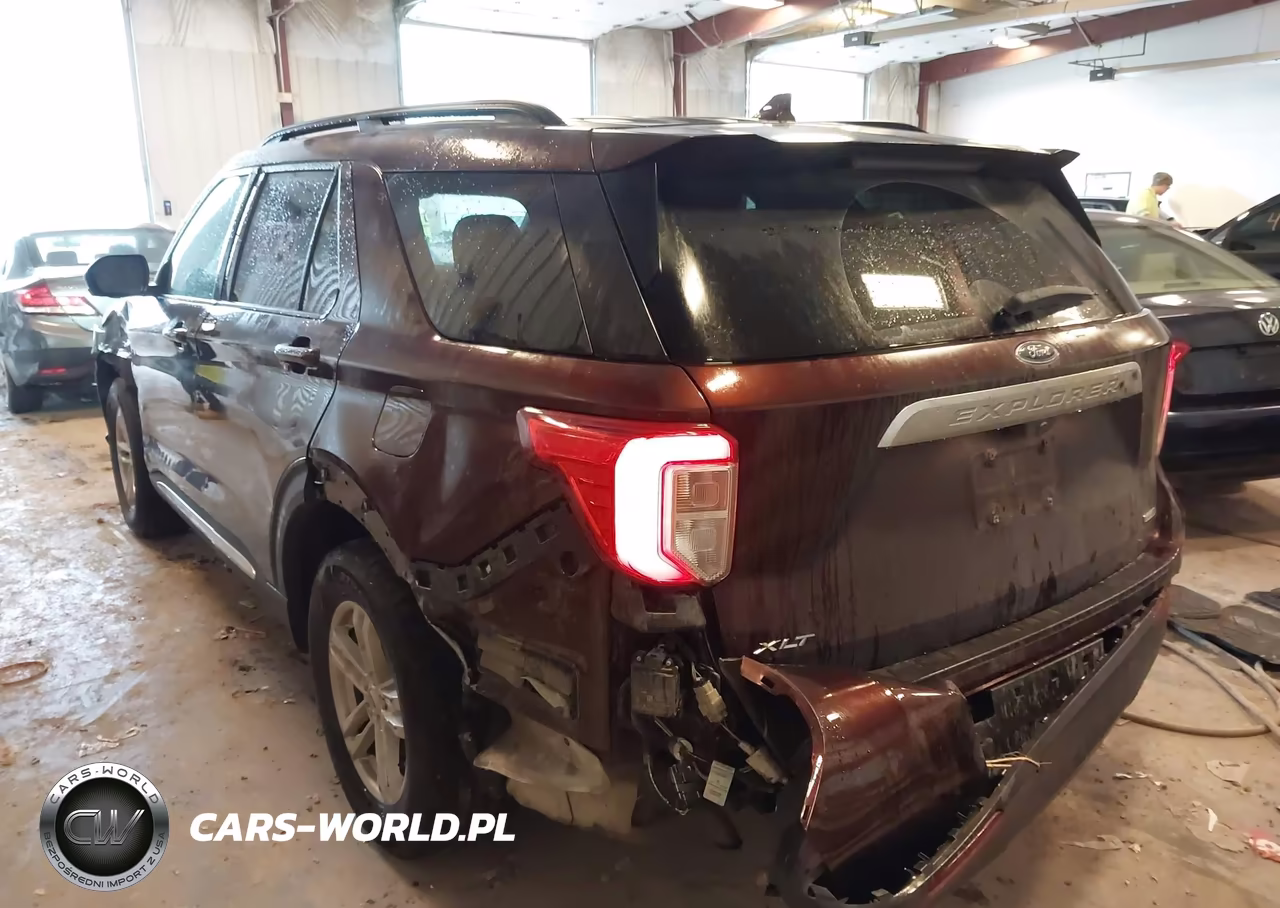 2020 Ford Explorer Xlt VIN:1FMSK8DH6LGB27750 - 3