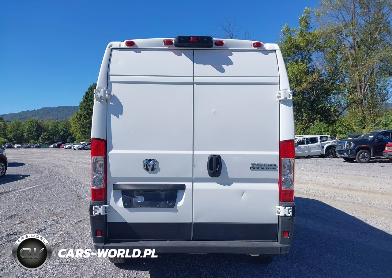 2025 Ram Promaster 3500 VIN:3C6MRVHG7SE548634 - 17