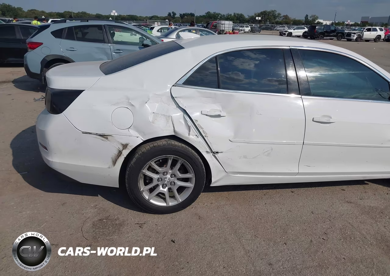 2015 Chevrolet Malibu 1Lt VIN:1G11C5SL1FF245548 - 6