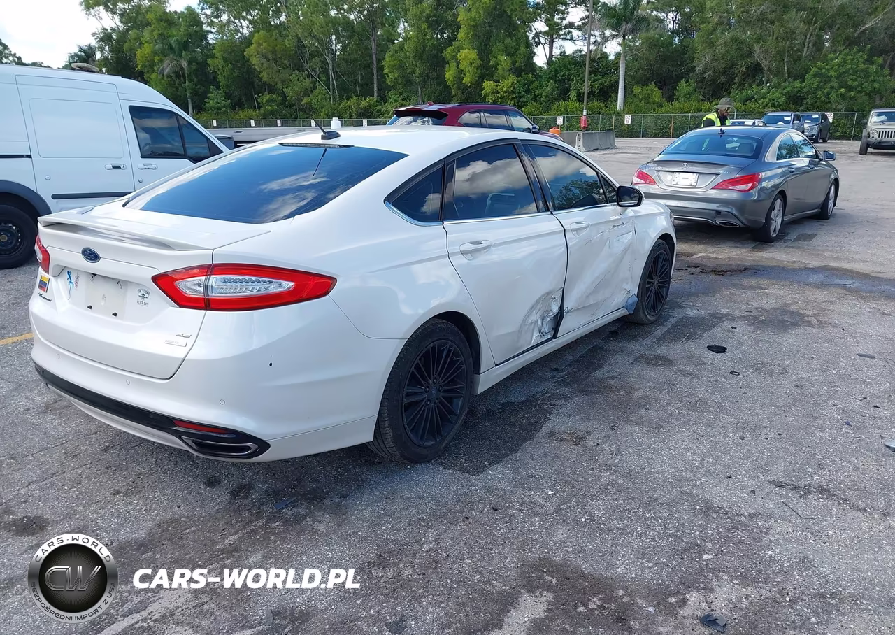 2014 Ford Fusion Se VIN:3FA6P0H9XER205573 - 4