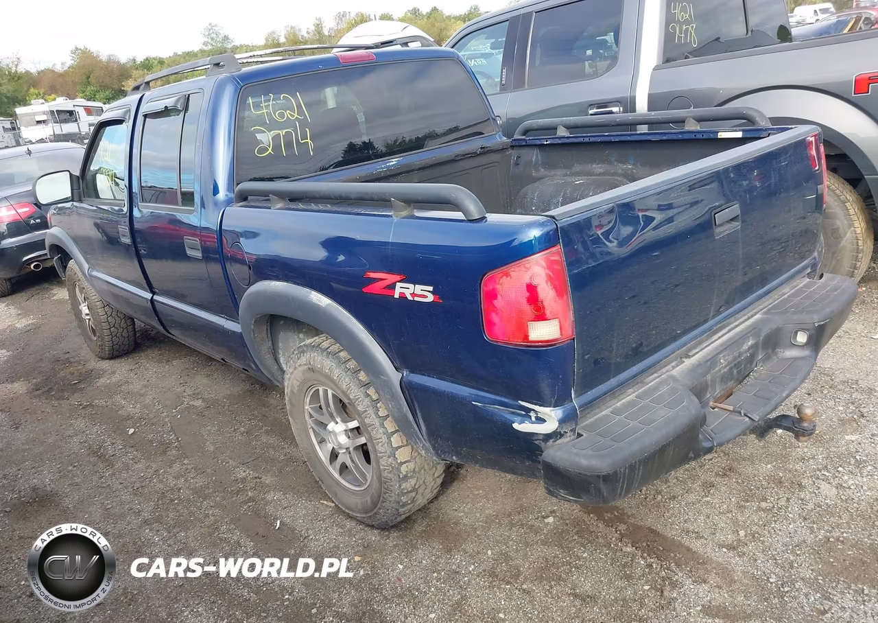 2004 Chevrolet S-10 Ls VIN:1GCDT13XX4K131678 - 3