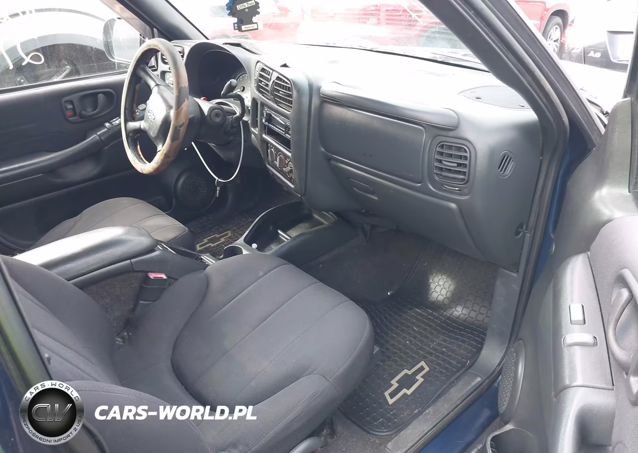 2004 Chevrolet S-10 Ls VIN:1GCDT13XX4K131678 - 5