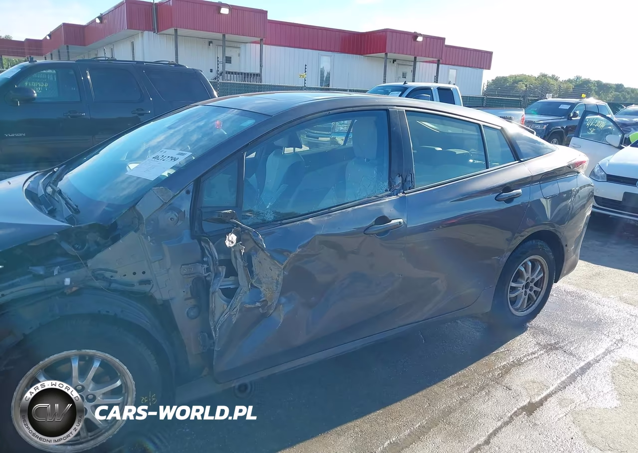 2017 Toyota Prius Four VIN:JTDKARFU7H3541237 - 17