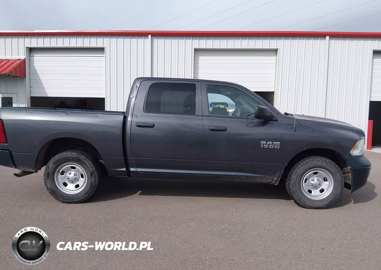 2018 Ram 1500 Tradesman 4X4 5'7 Box VIN:1C6RR7KG0JS315829 - 18
