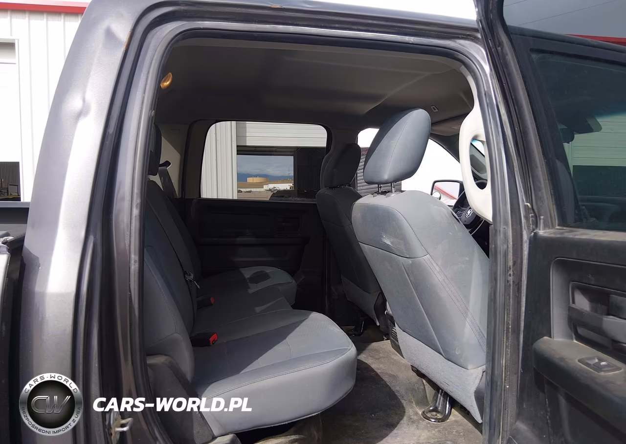2018 Ram 1500 Tradesman 4X4 5'7 Box VIN:1C6RR7KG0JS315829 - 8