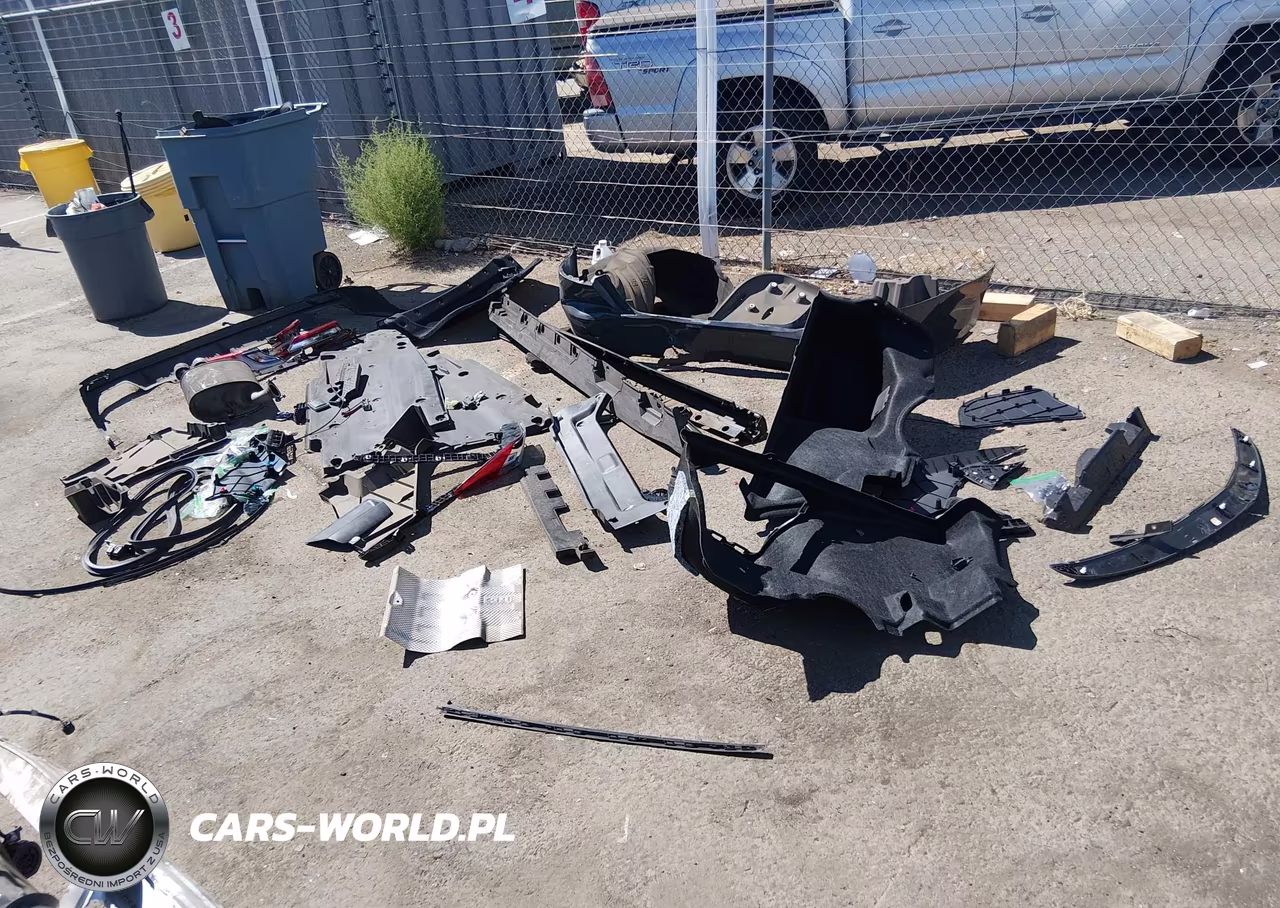 2025 Toyota Camry Se VIN:4T1DAACK1SU193767 - 12