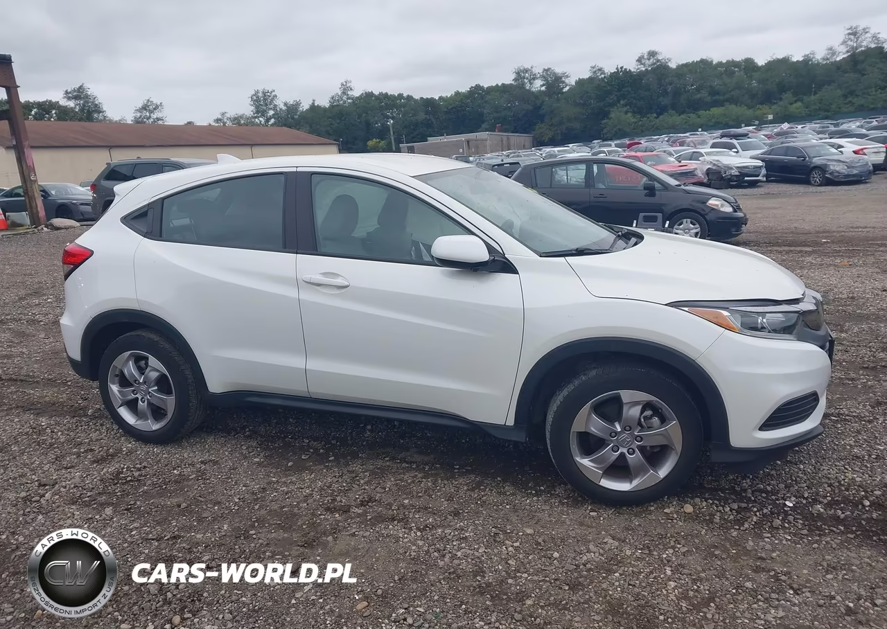 2021 Honda Hr-V Awd Lx VIN:3CZRU6H37MM713875 - 13