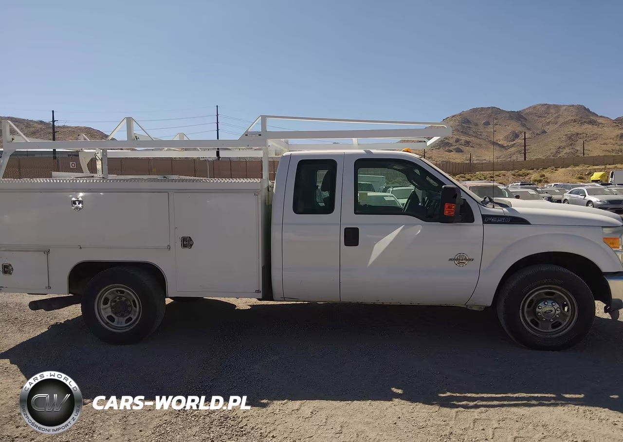 2015 Ford F-350 Chassis Xl VIN:1FD8X3ET5FEA05060 - 13