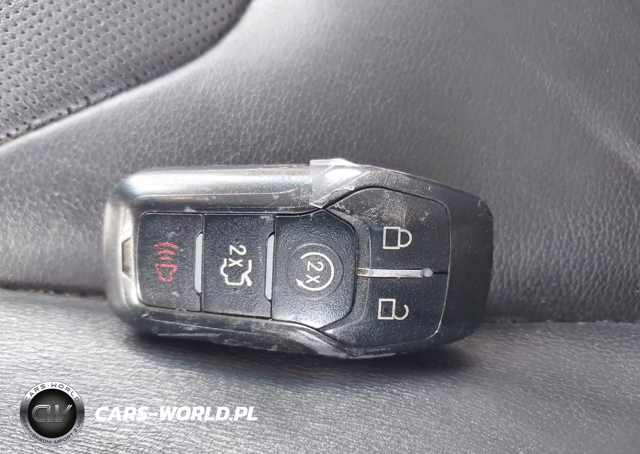 2014 Ford Fusion Titanium VIN:3FA6P0K9XER293338 - 11