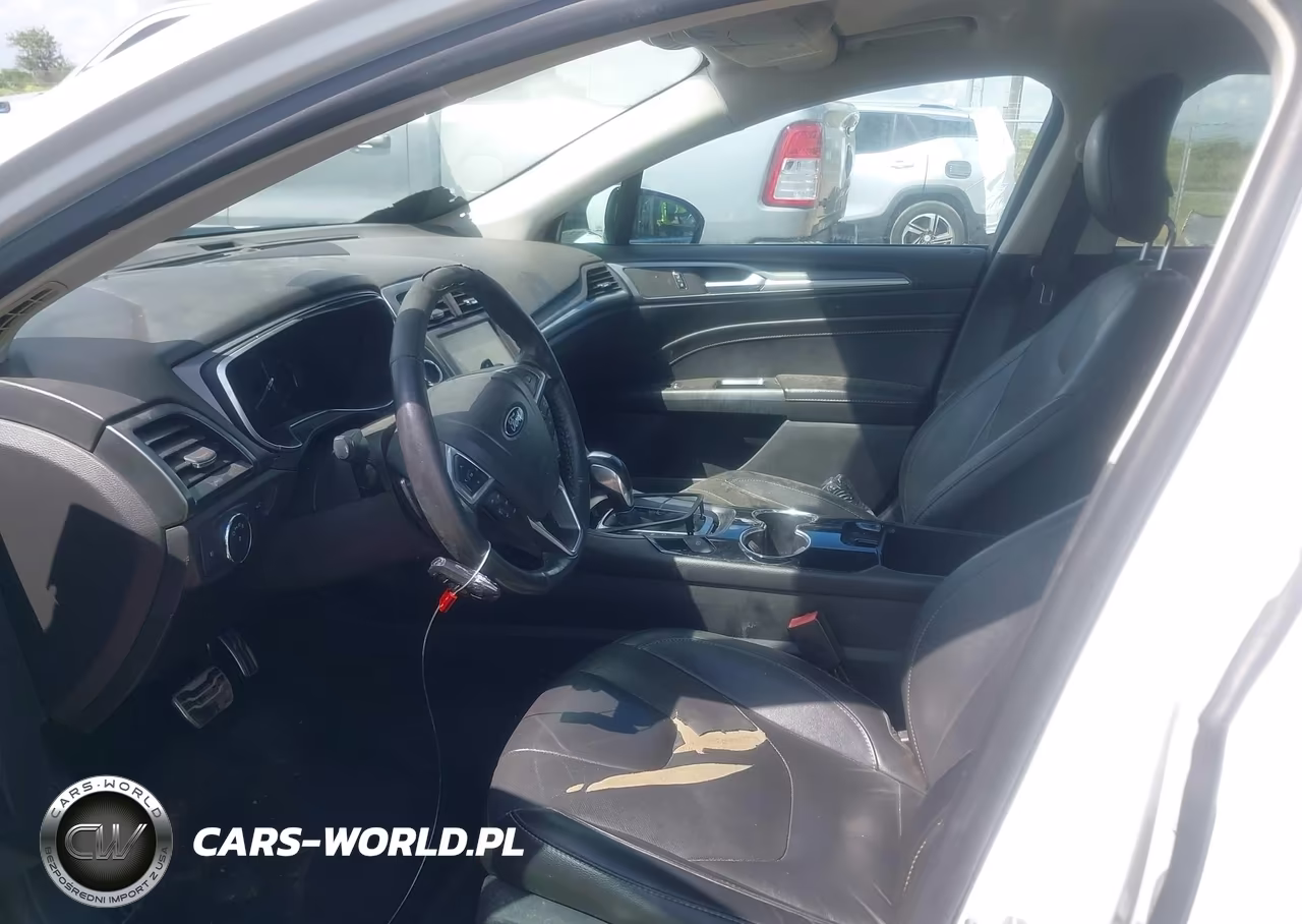 2014 Ford Fusion Titanium VIN:3FA6P0K9XER293338 - 5