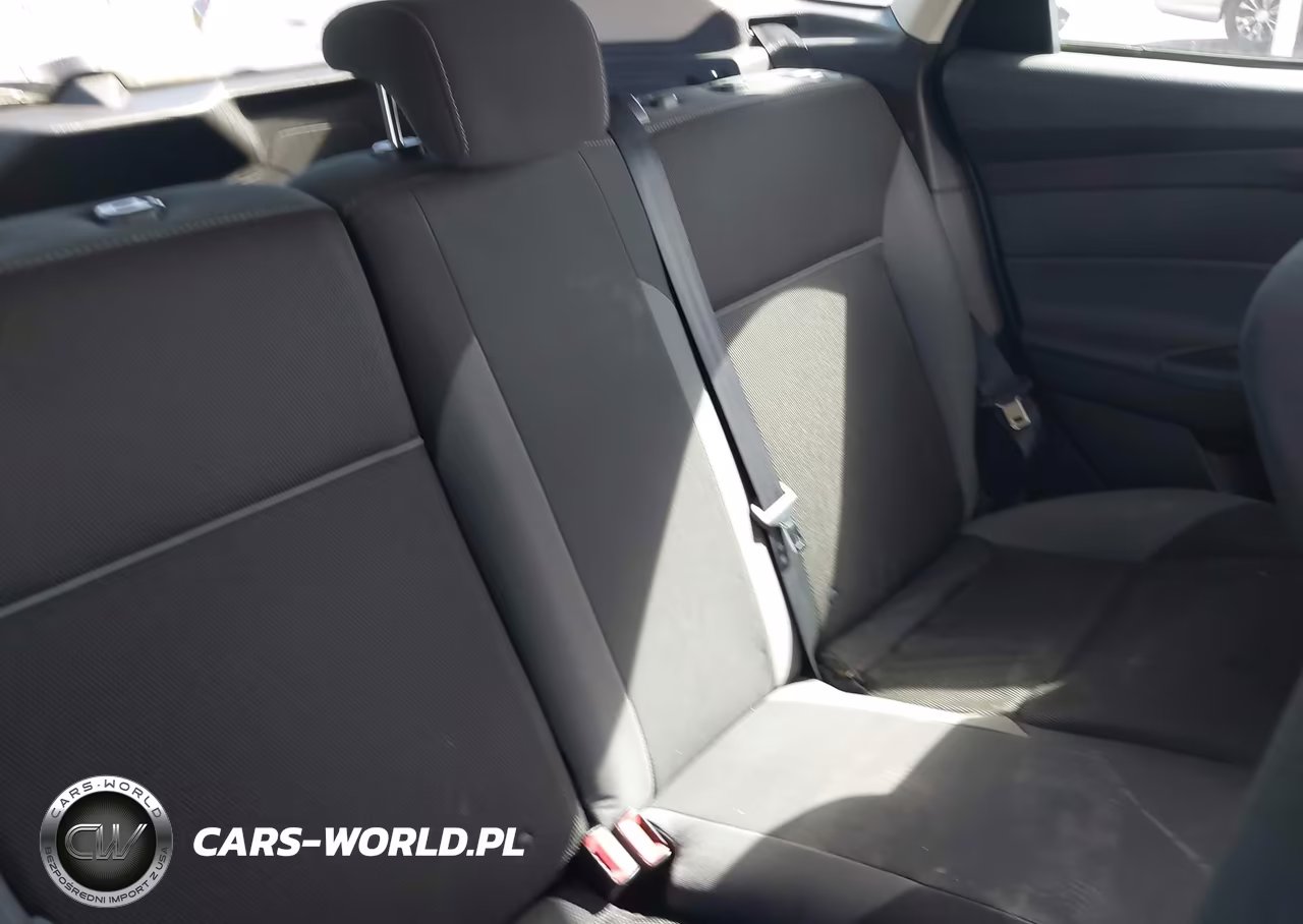 2012 Ford Focus Se VIN:1FAHP3K2XCL197346 - 8