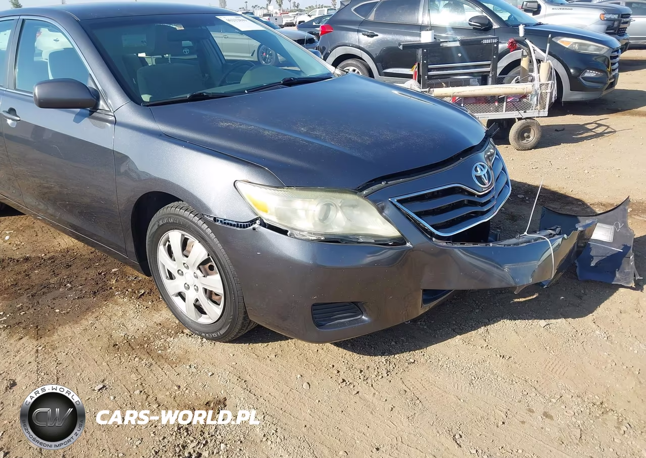 2010 Toyota Camry Le VIN:4T1BF3EK6AU023856 - 12