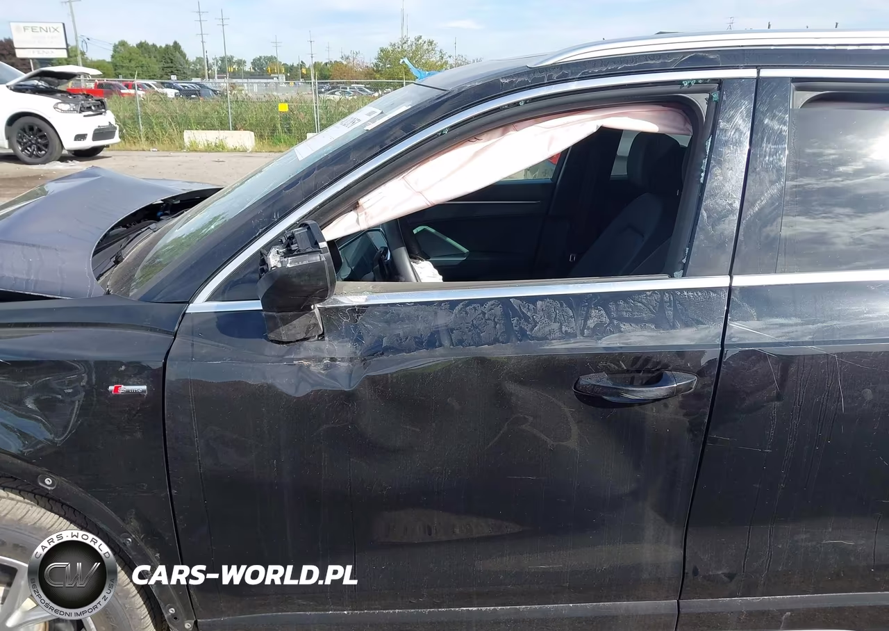 2025 Audi Q3 Premium S Line 45 VIN:WA1DECF39S1016078 - 17