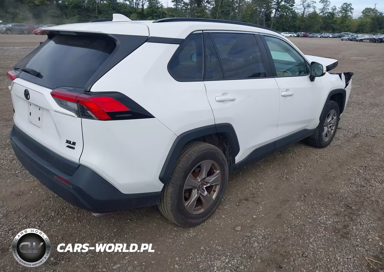 2023 Toyota Rav4 Xle VIN:2T3P1RFV4PW347128 - 4