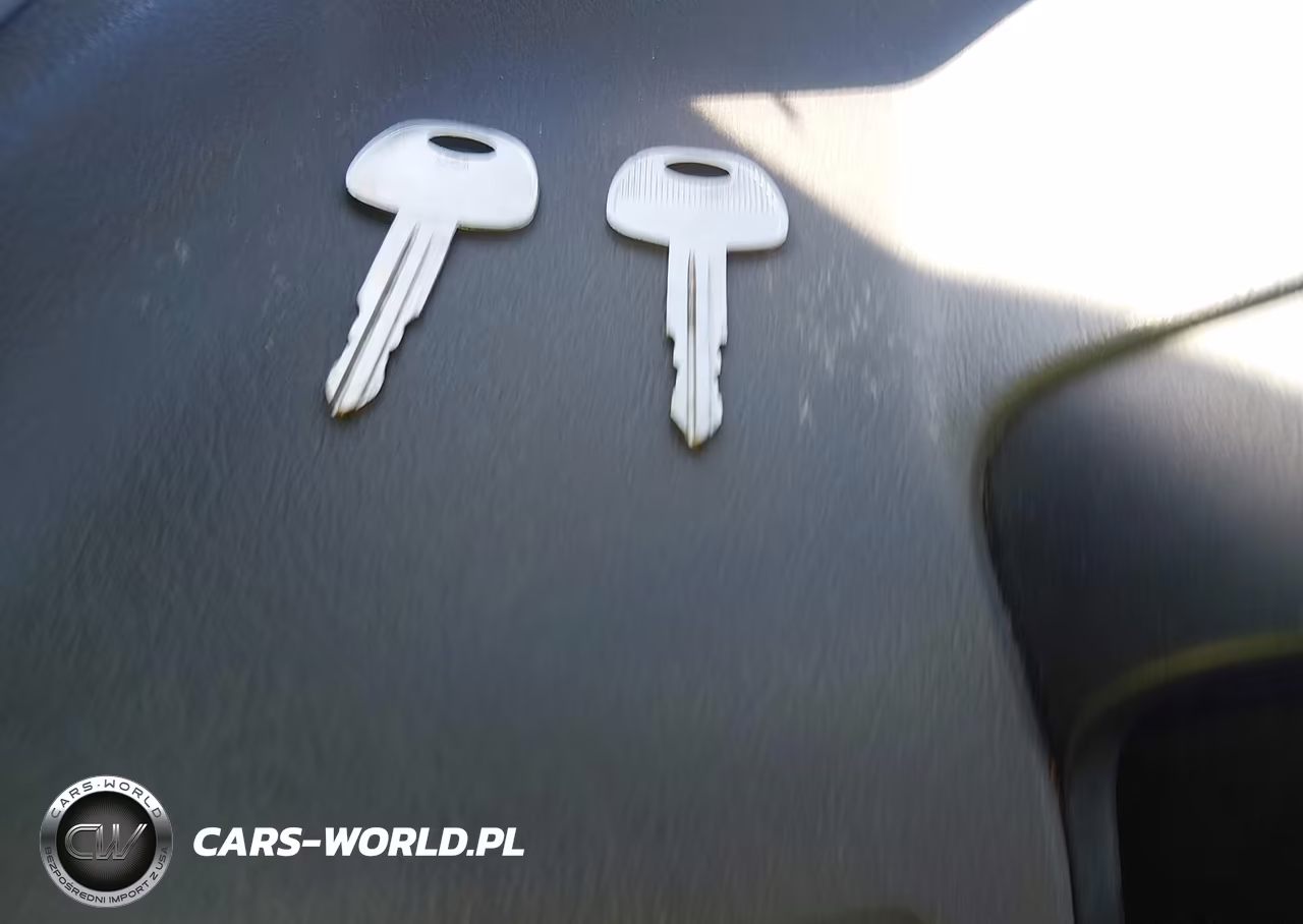 2005 Hyundai Tucson Gls-Lx VIN:KM8JN72D75U140766 - 11
