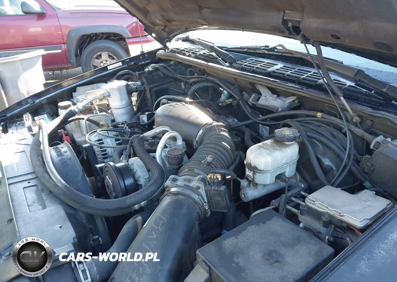 2003 Chevrolet S-10 Ls VIN:1GCCT19XX38241824 - 10