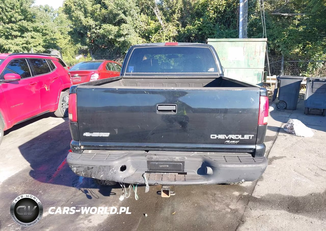 2003 Chevrolet S-10 Ls VIN:1GCCT19XX38241824 - 16