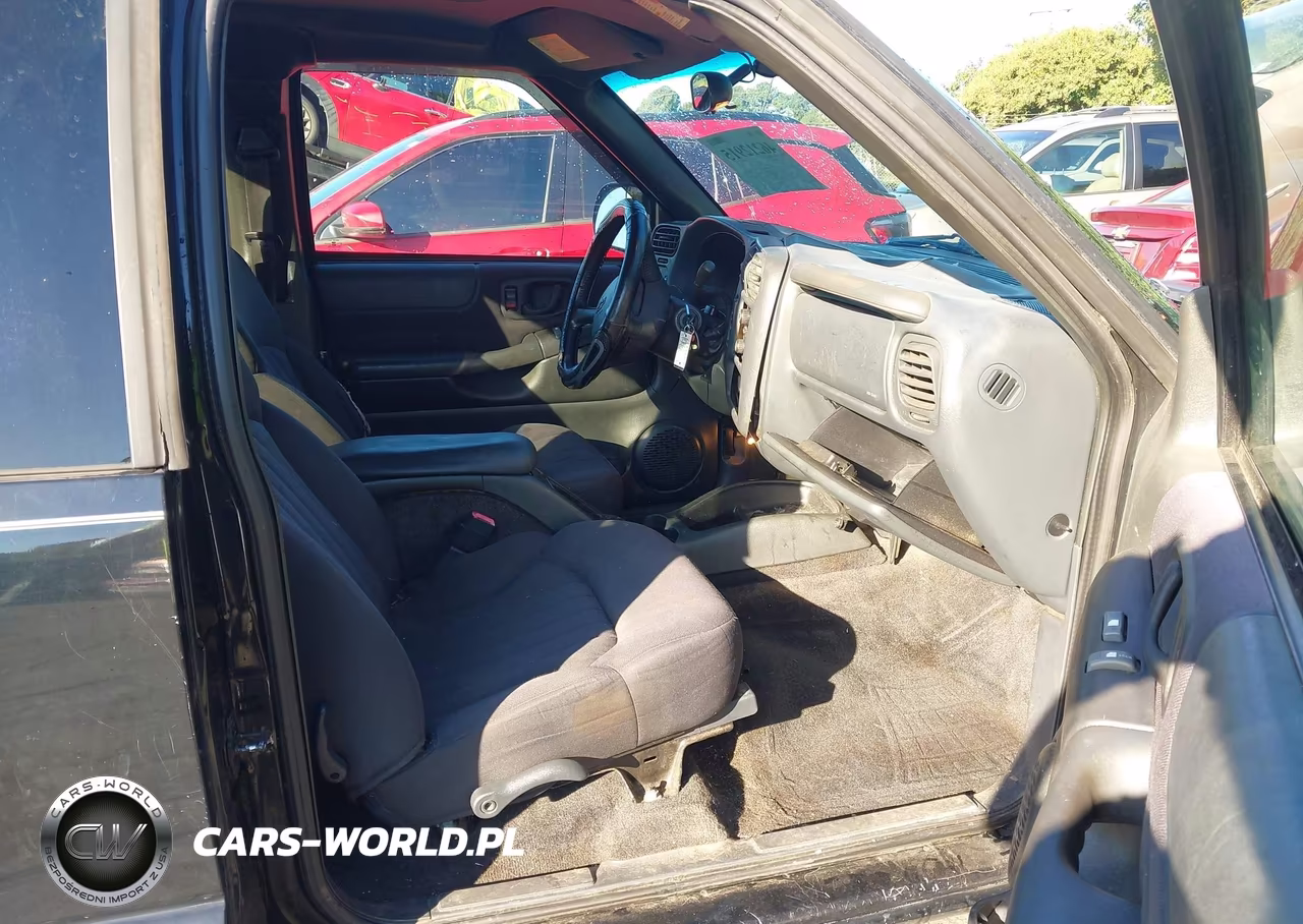 2003 Chevrolet S-10 Ls VIN:1GCCT19XX38241824 - 5