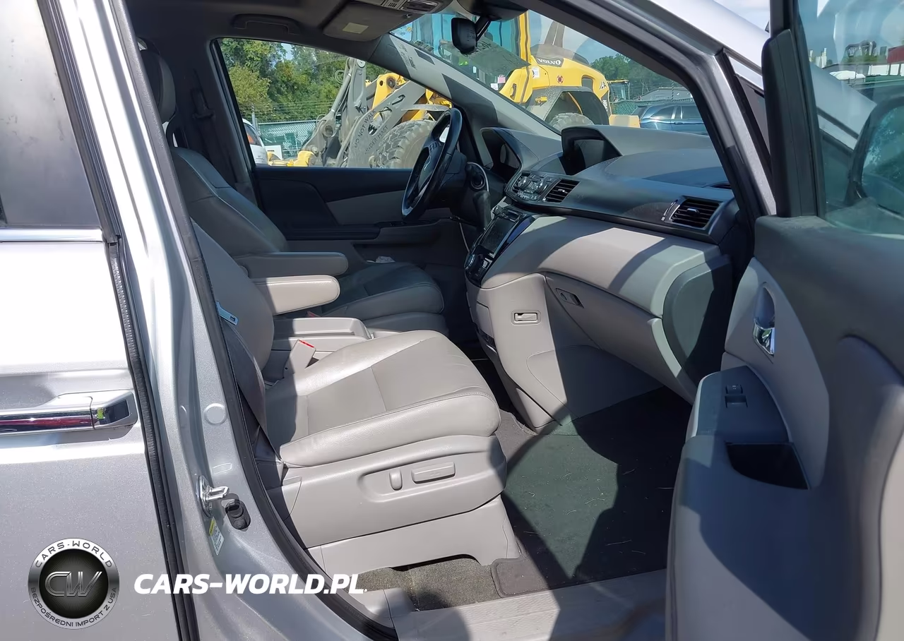 2015 Honda Odyssey Ex-L VIN:5FNRL5H68FB053303 - 5