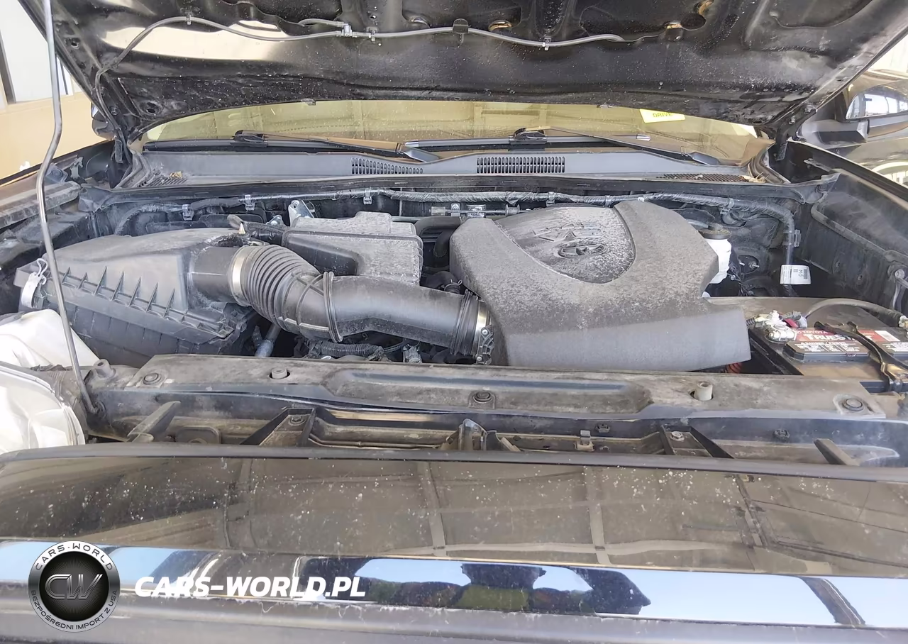 2023 Toyota Tacoma Sr V6 VIN:3TYRZ5CNXPT037652 - 10