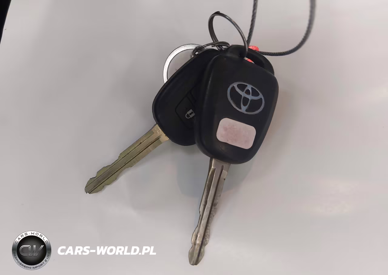2023 Toyota Tacoma Sr V6 VIN:3TYRZ5CNXPT037652 - 11