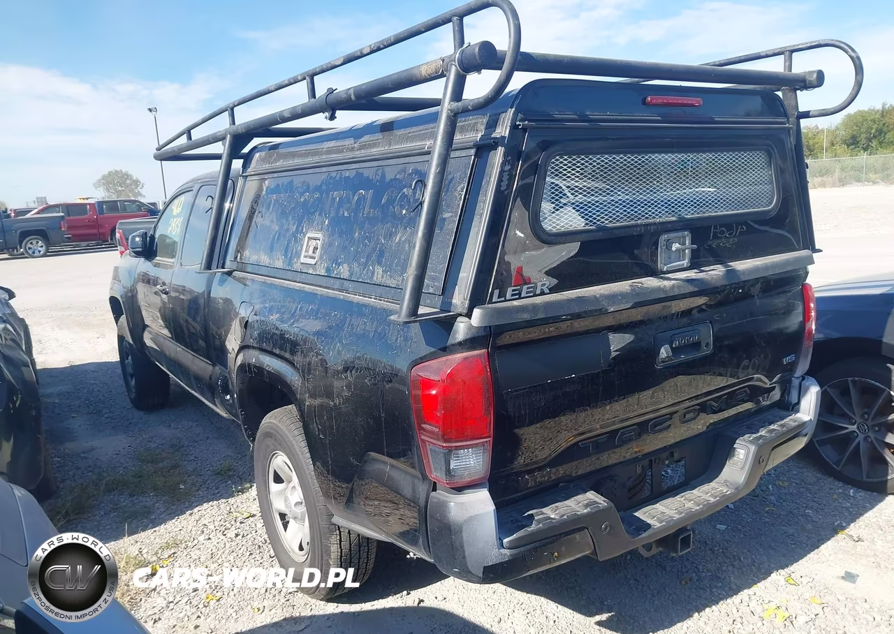 2023 Toyota Tacoma Sr V6 VIN:3TYRZ5CNXPT037652 - 3