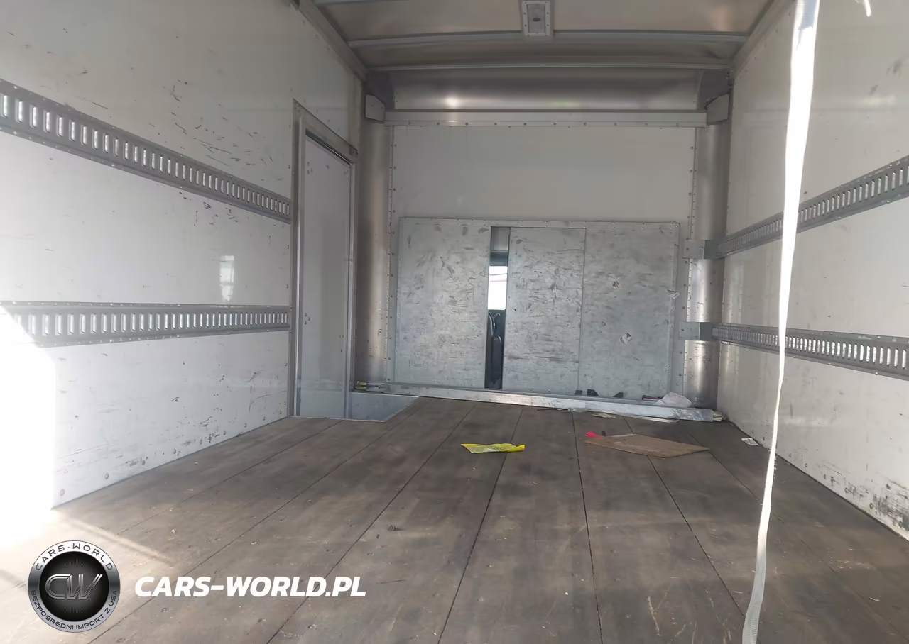 2024 Ford E-350 Cutaway VIN:1FDWE3FN8RDD29692 - 7