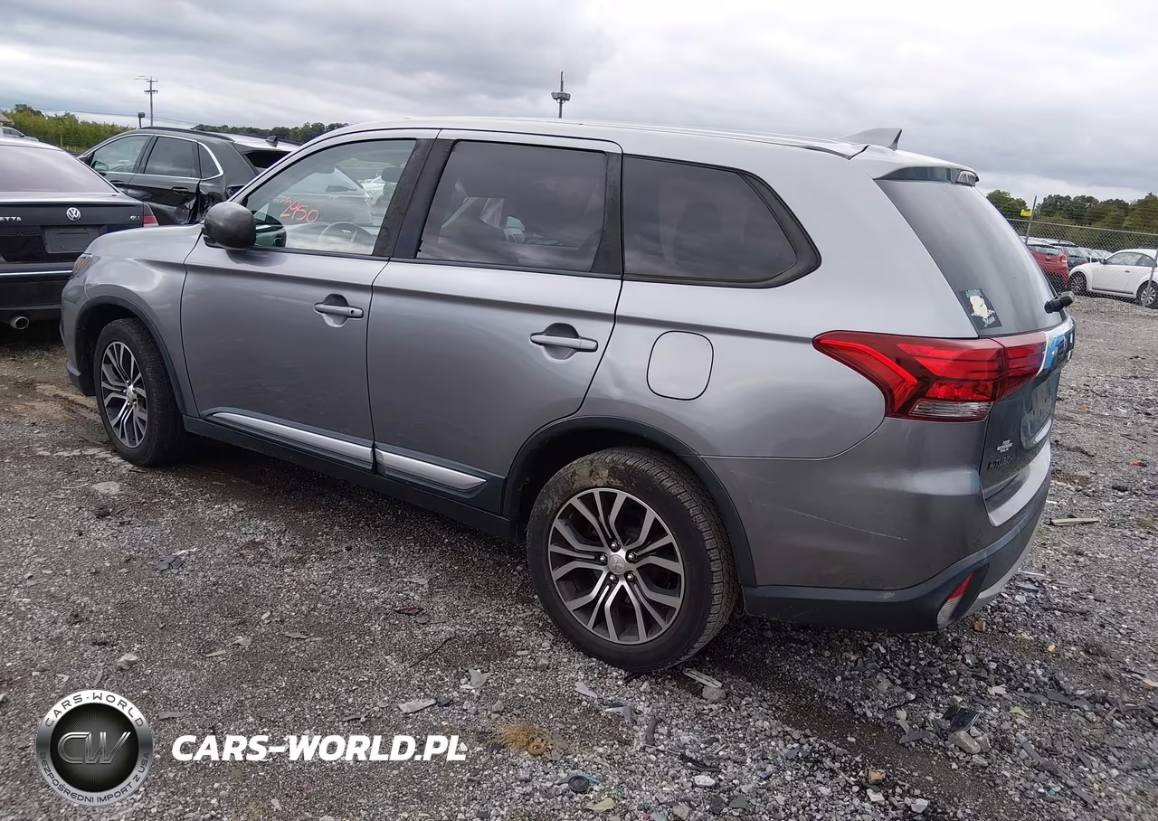 2018 Mitsubishi Outlander Es VIN:JA4AZ2A39JZ007261 - 3