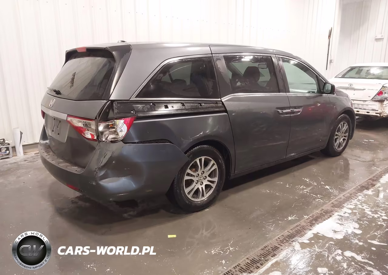 2011 Honda Odyssey Ex-L VIN:5FNRL5H62BB022820 - 4