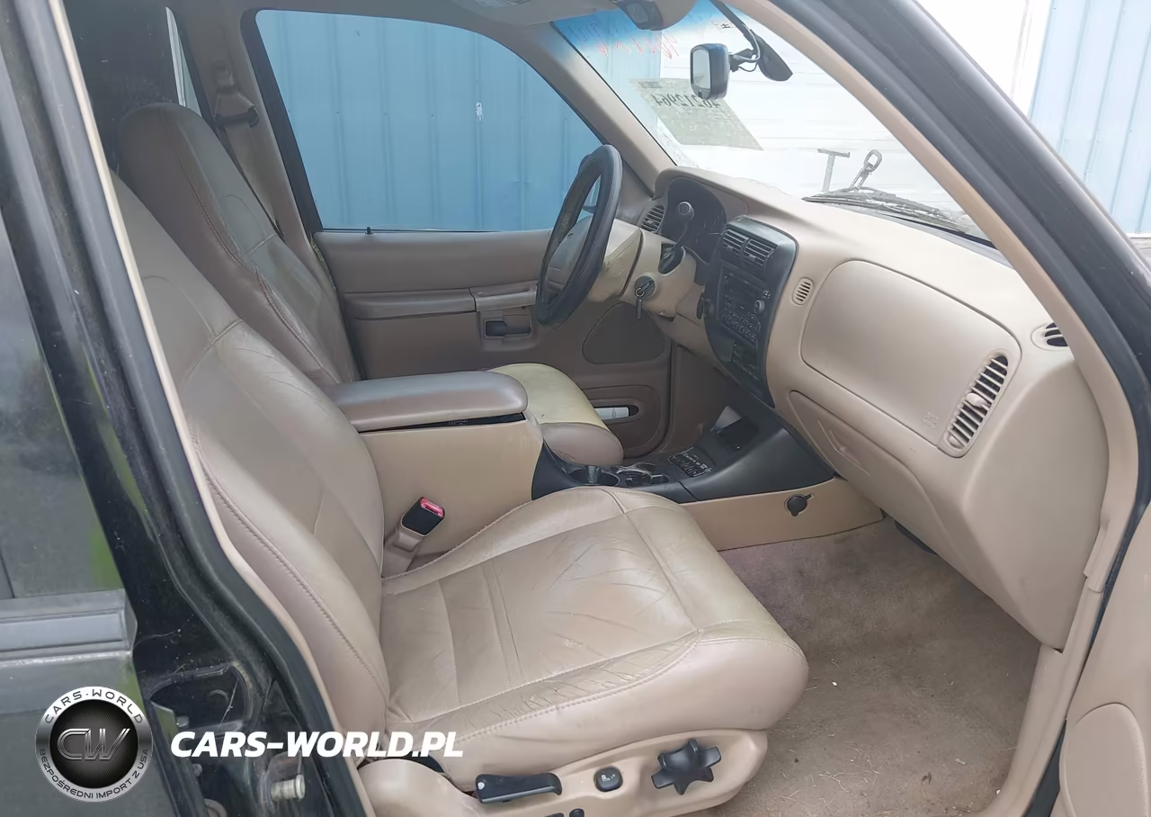 2000 Ford Explorer Eddie Bauer VIN:1FMDU84P7YZB06783 - 5