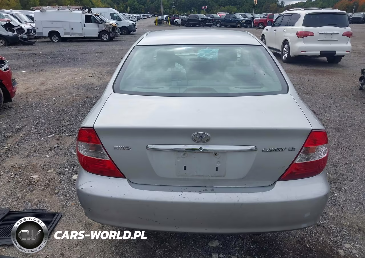 2003 Toyota Camry Le VIN:4T1BE32KX3U146506 - 16