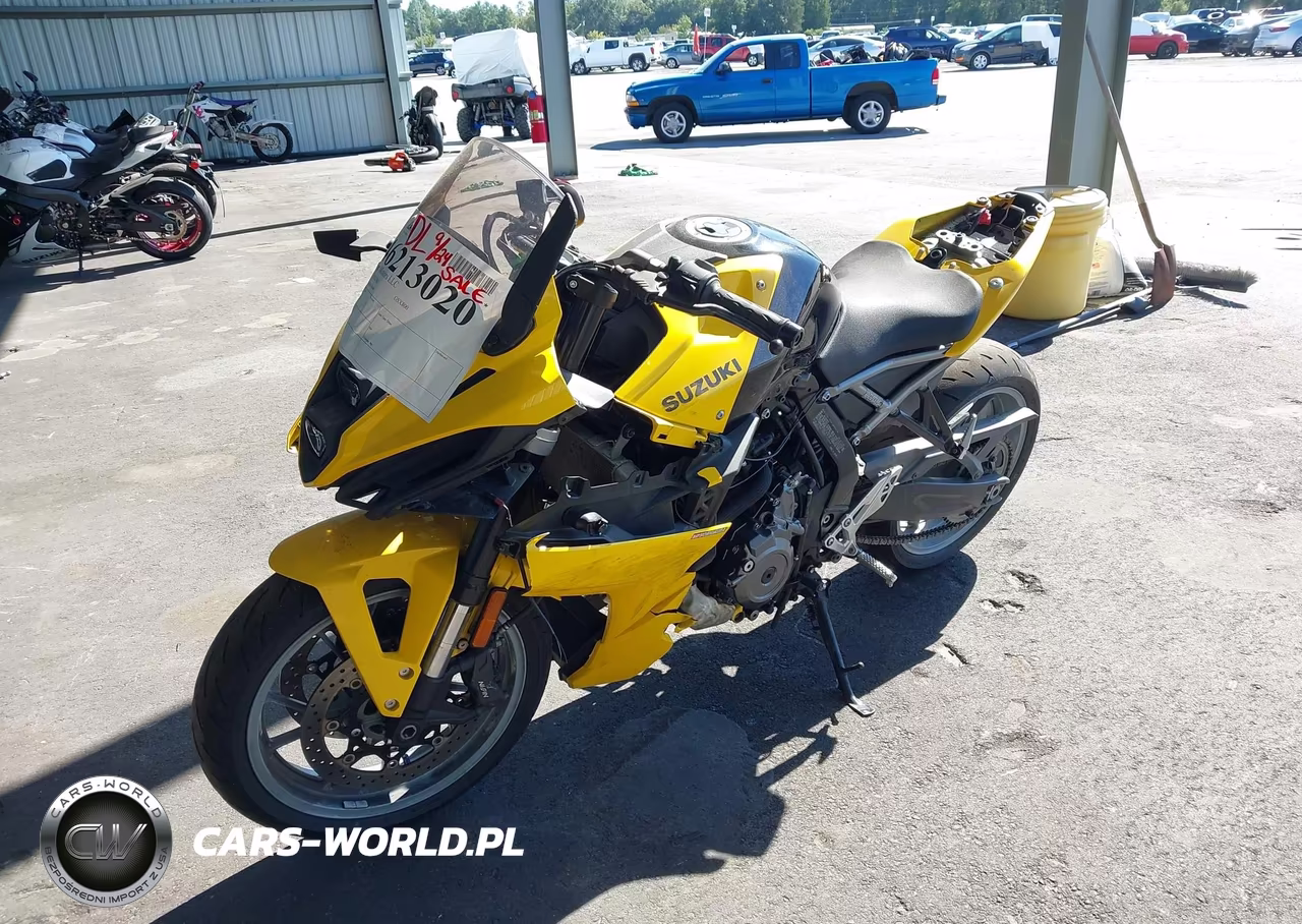2024 Suzuki Gsx800 F VIN:JS1EM13B3R7100444 - 2