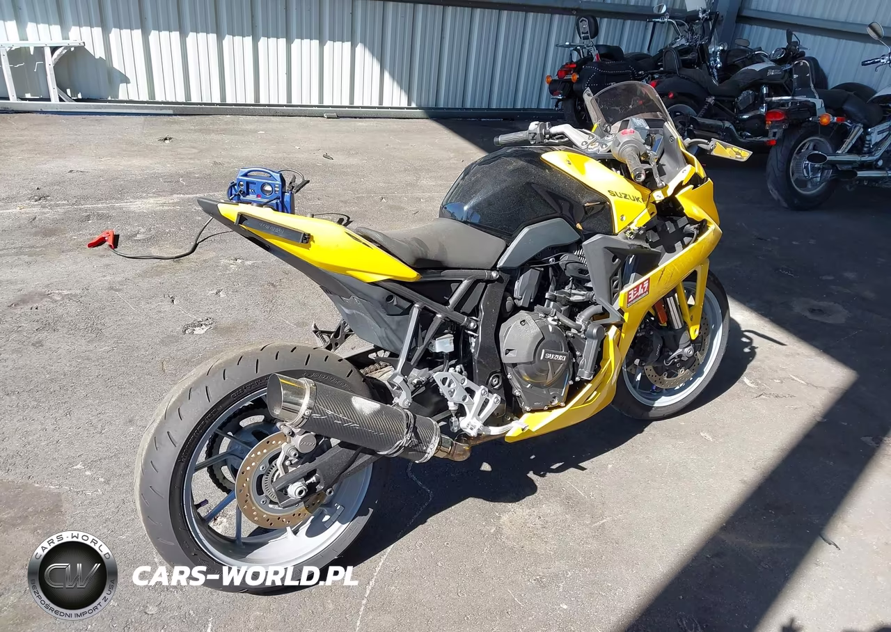 2024 Suzuki Gsx800 F VIN:JS1EM13B3R7100444 - 4