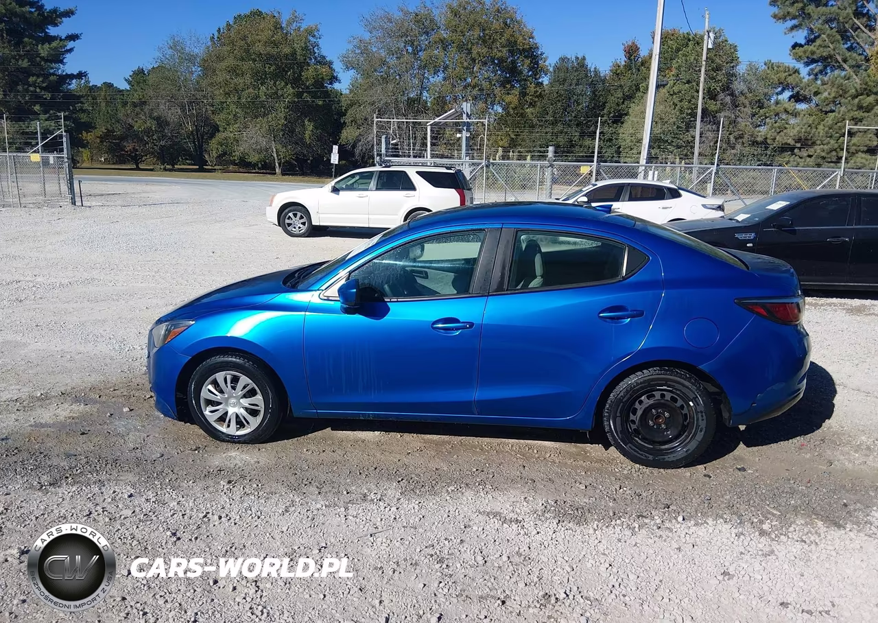 2020 Toyota Yaris L VIN:3MYDLBYV1LY707771 - 19