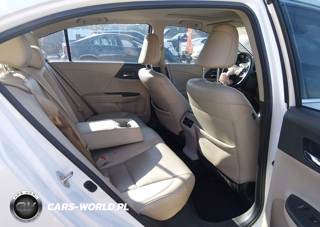 2017 Honda Accord Touring V6 VIN:1HGCR3F93HA023550 - 8