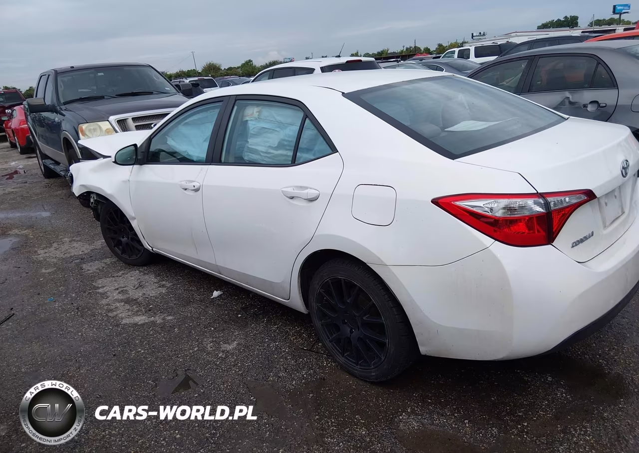 2014 Toyota Corolla L VIN:5YFBURHE3EP155561 - 3