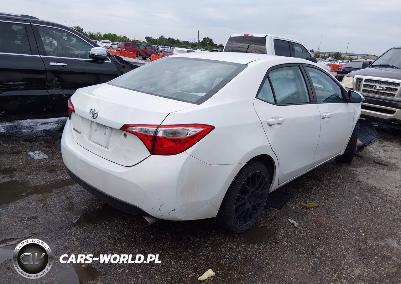 2014 Toyota Corolla L VIN:5YFBURHE3EP155561 - 4