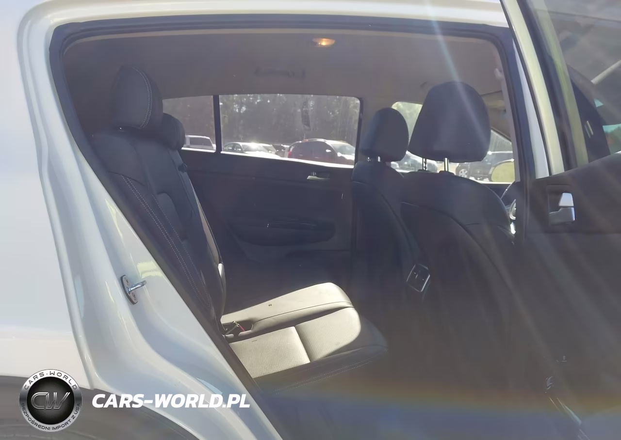 2020 Kia Sportage Ex VIN:KNDPN3AC2L7838861 - 8