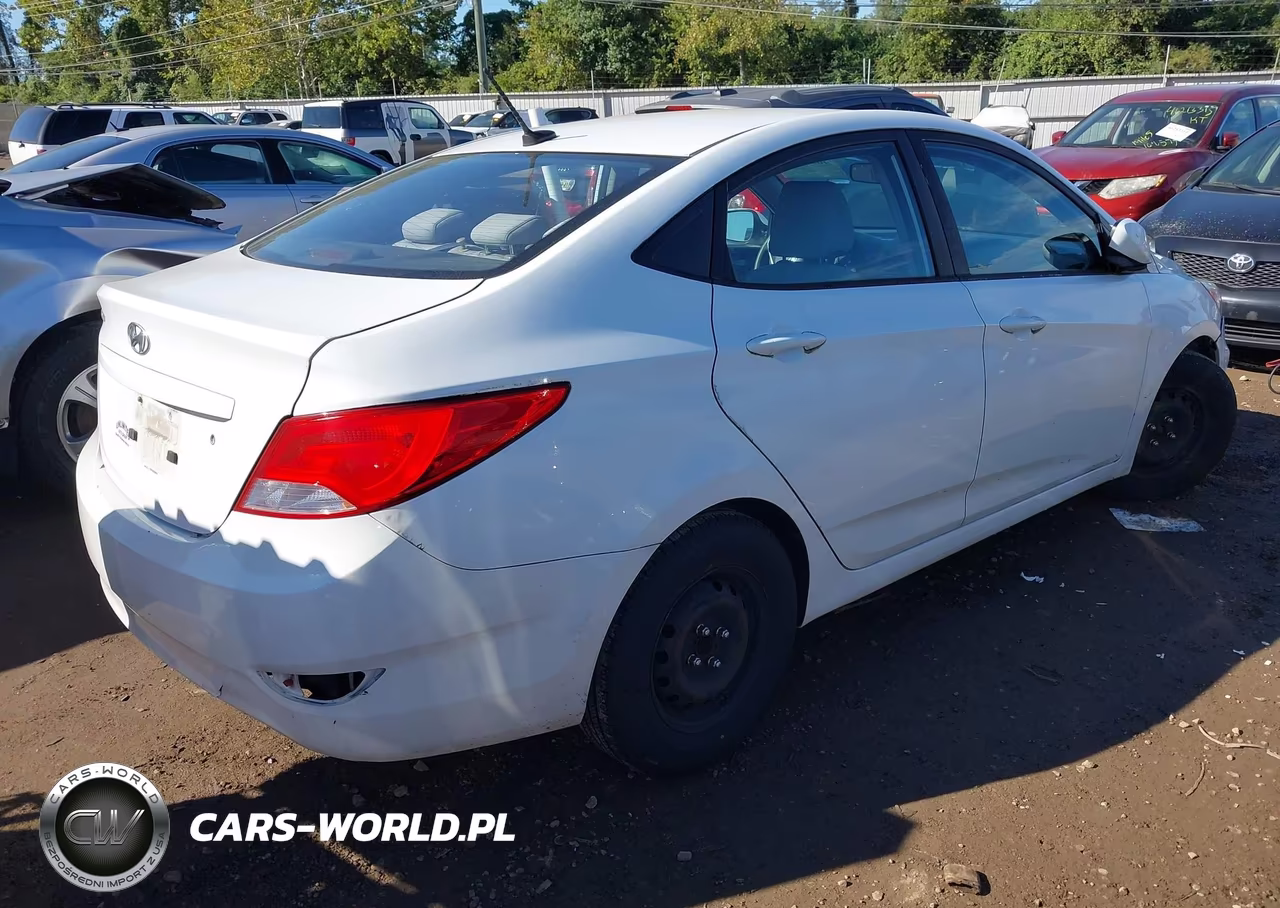 2017 Hyundai Accent Se VIN:KMHCT4AE6HU288113 - 4