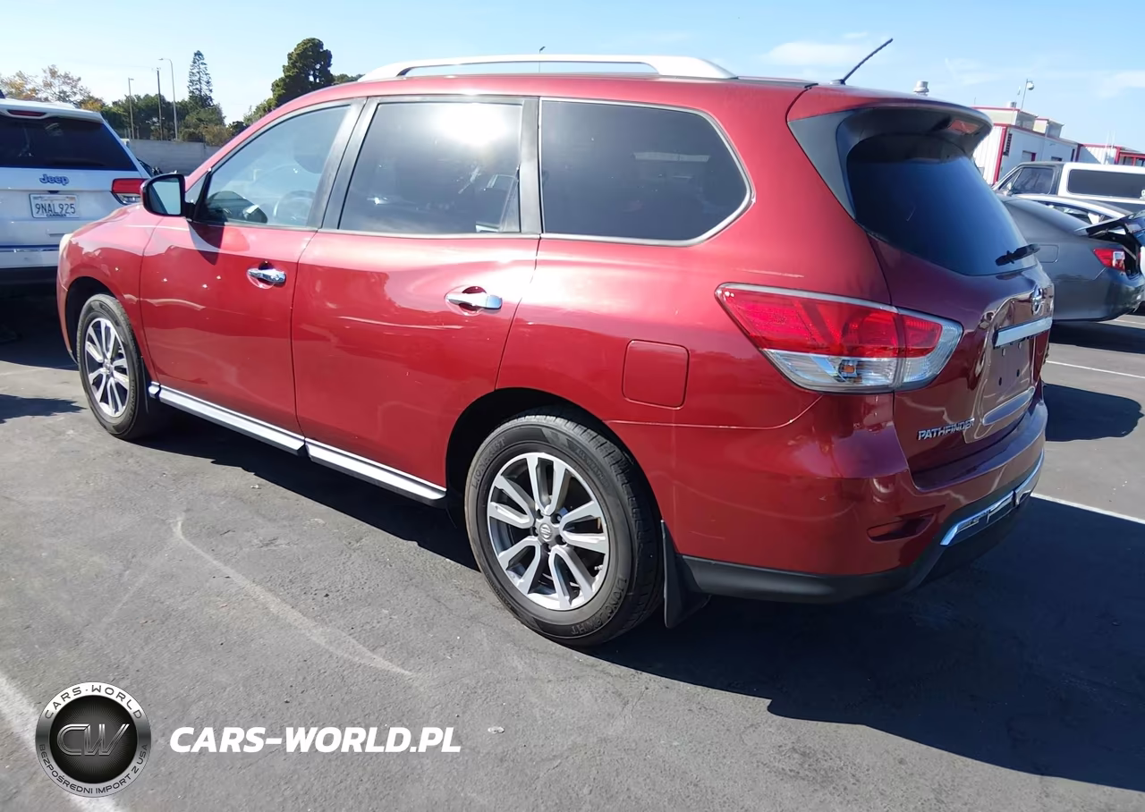 2015 Nissan Pathfinder S VIN:5N1AR2MN8FC722668 - 3