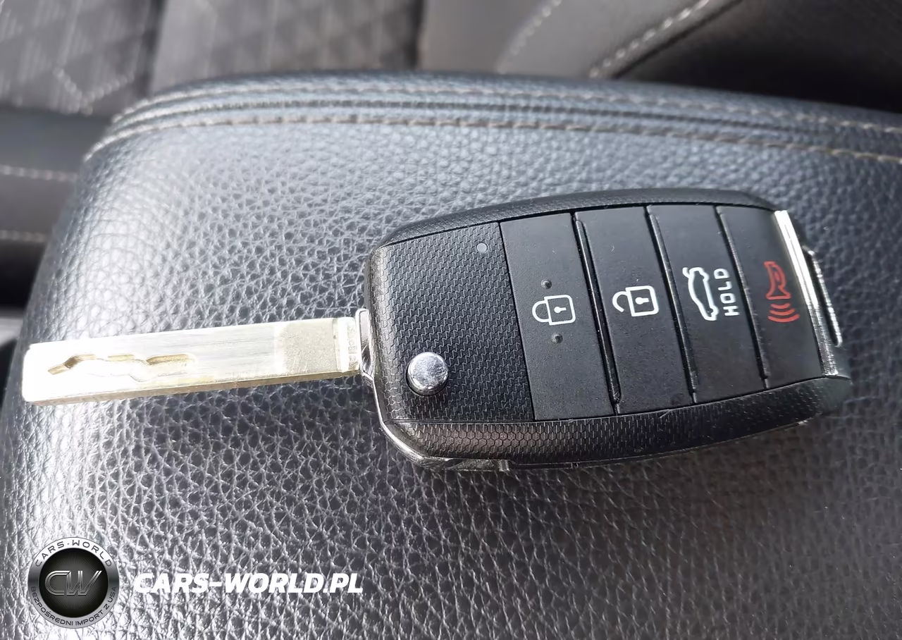 2023 Kia Rio 5-Door S VIN:3KPA25AD7PE579597 - 11