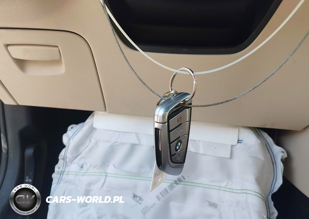 2019 BMW 530I VIN:WBAJA5C51KWW05809 - 11