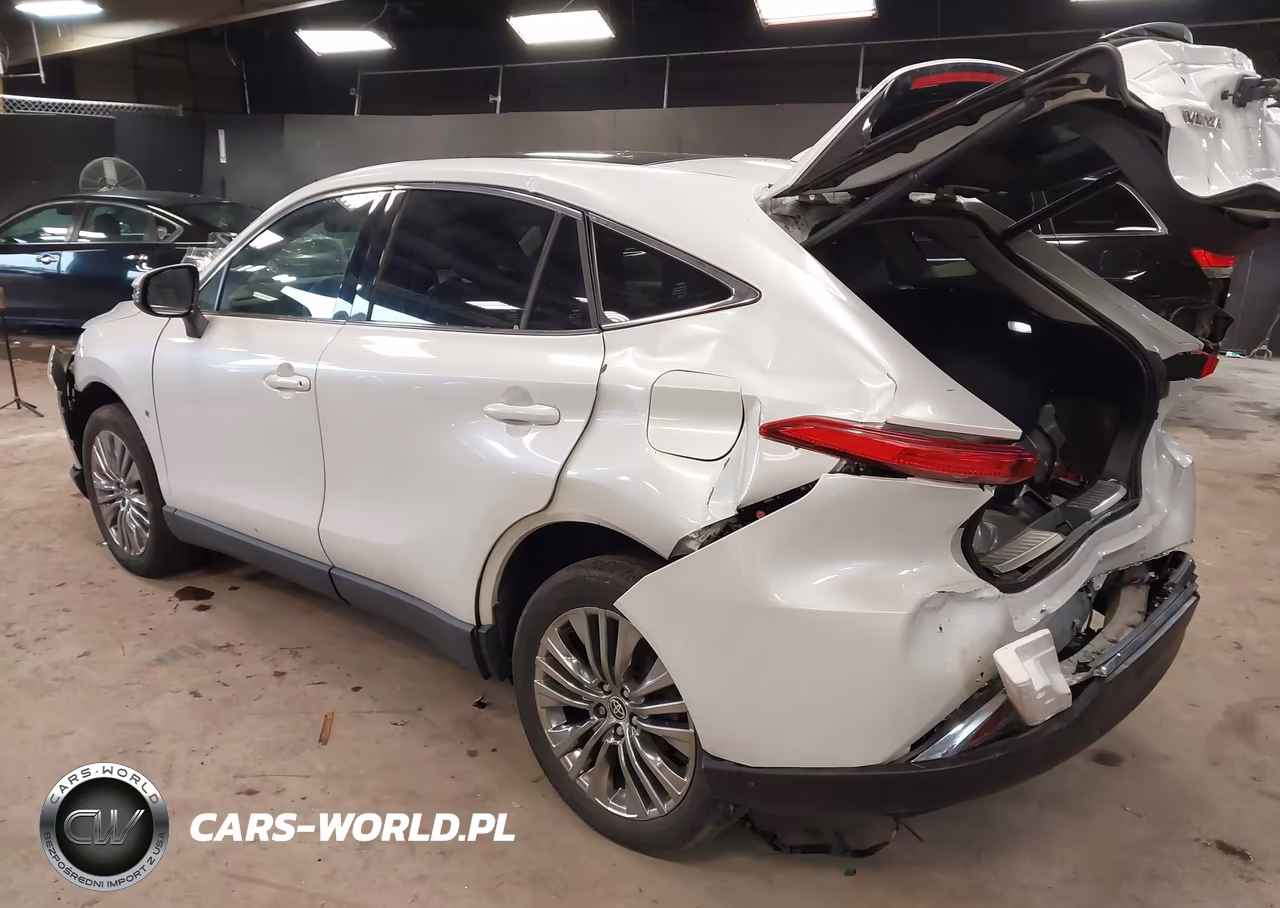 2023 Toyota Venza Limited VIN:JTEAAAAH6PJ132479 - 3