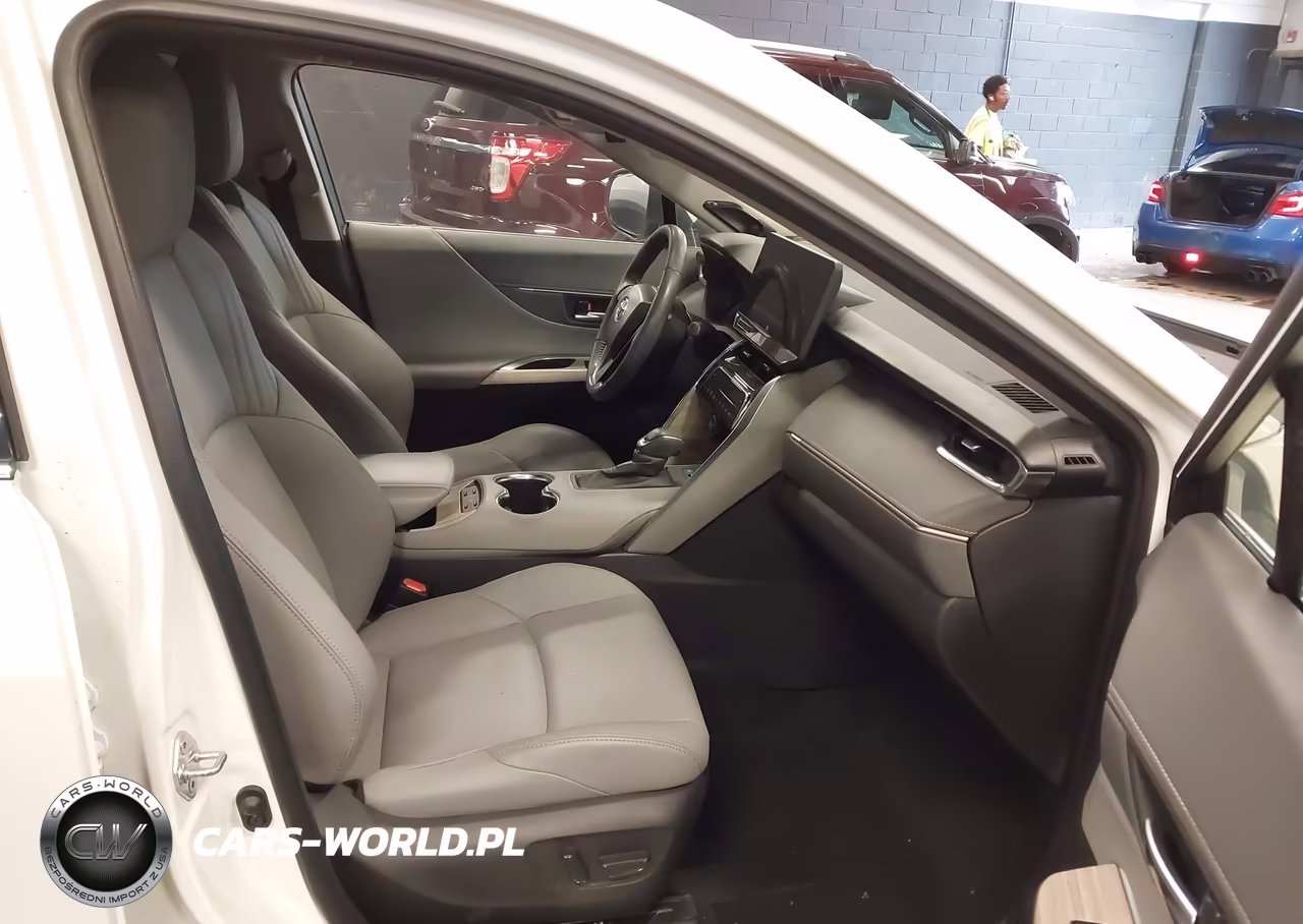 2023 Toyota Venza Limited VIN:JTEAAAAH6PJ132479 - 5