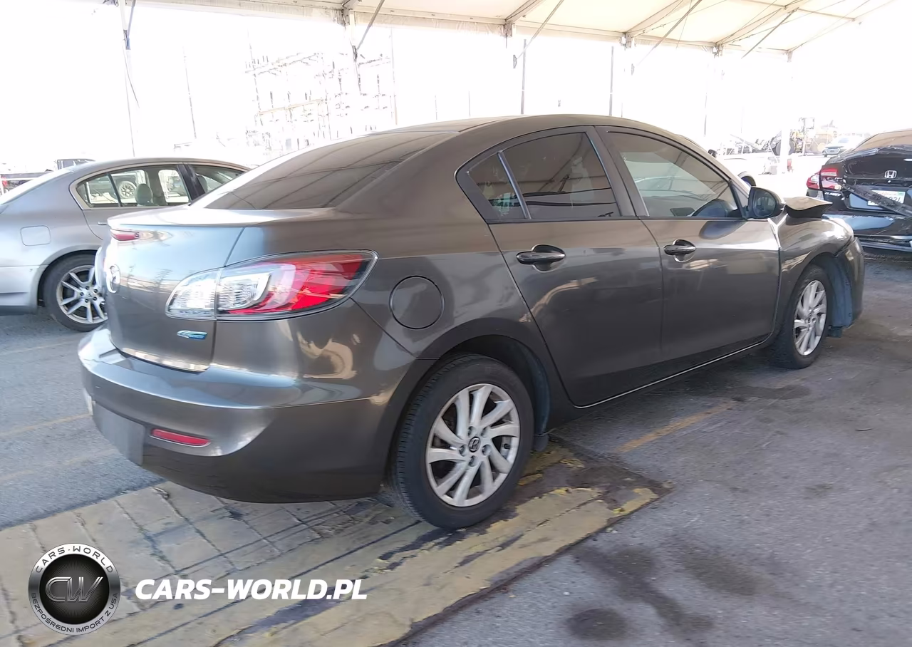 2013 Mazda Mazda3 I Touring VIN:JM1BL1V89D1713855 - 4