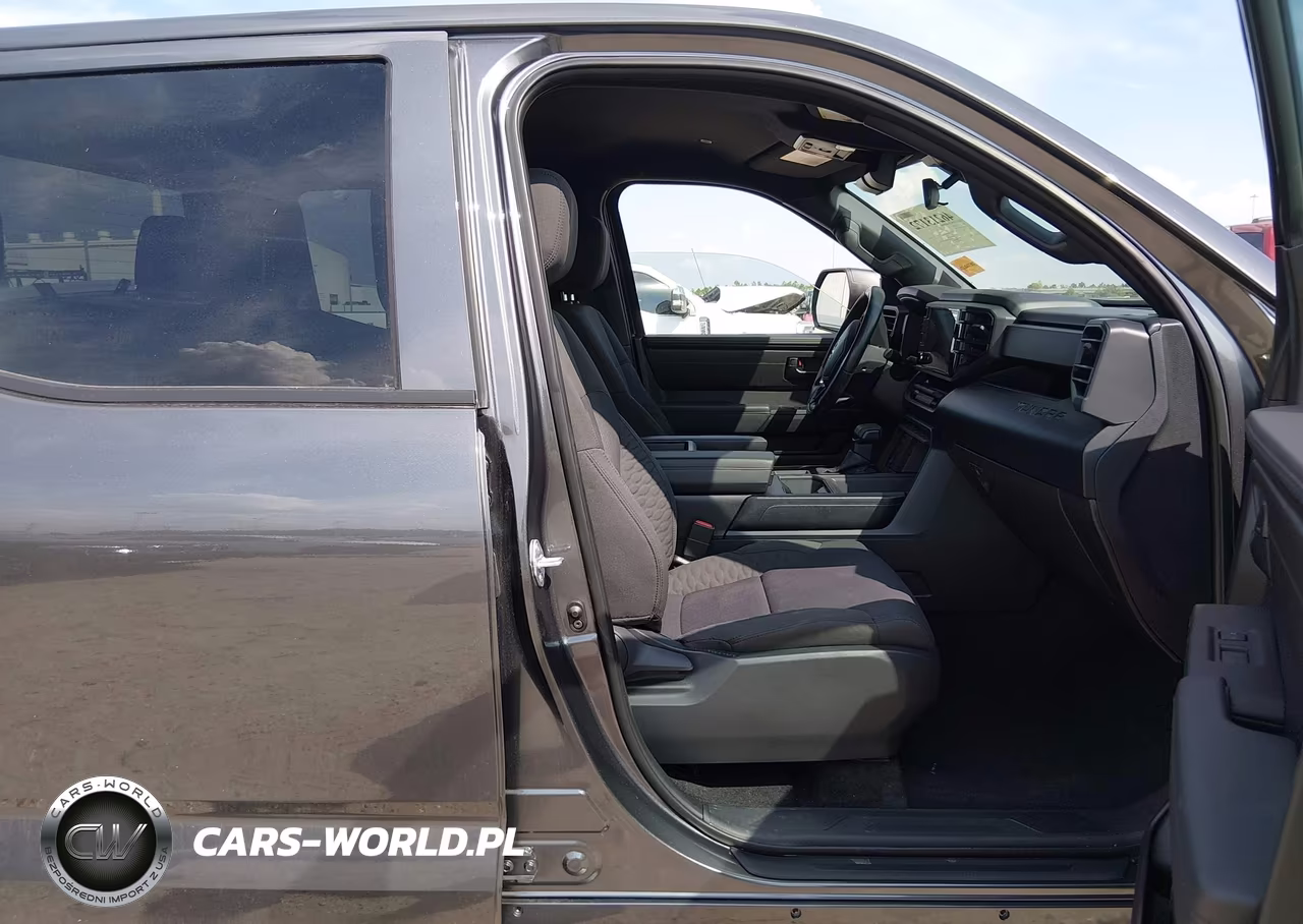 2025 Toyota Tundra Sr VIN:5TFKB5AB6SX050492 - 5